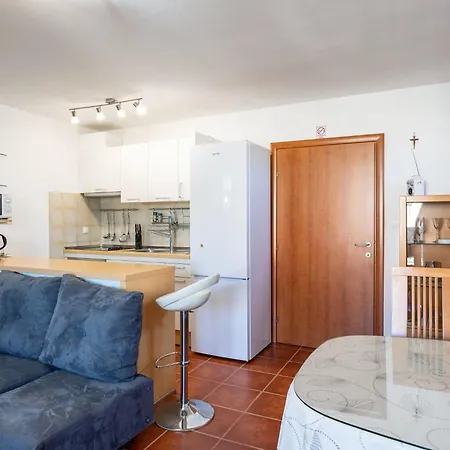 Apartment Zara - Two Bedroom With Balcony - St
